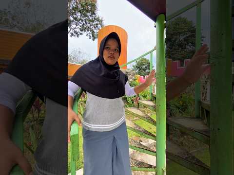 teteh enah & enur naik tangga melingkar #trendingshorts #trending