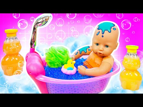 Pink bathtub with shower for baby Annabell doll. Bath time with baby dolls & bath toys for kids.