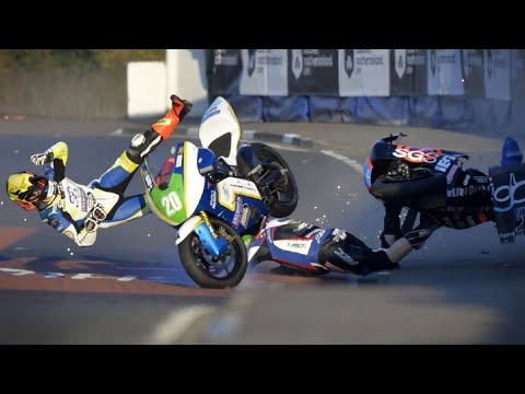 โ ๏ธ When Speed Meets Danger | Isle of Man TTโs Most Terrifying Moments Ever | Near death Crashes