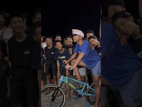 ATLET VS LIARAN. HEYMIN VS FIRMANKCL #balaponthel #balaponthelsurabaya #automobile #balapbmx #bmx