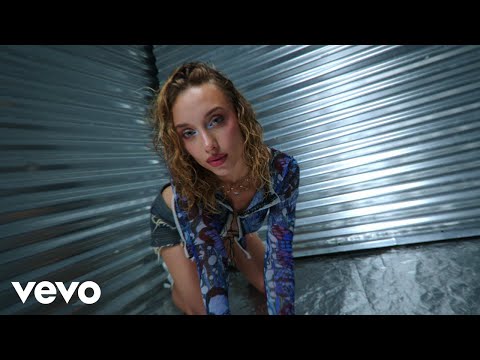 M&#243;nica Mara - Me Lo Promet&#237; (Video Oficial)