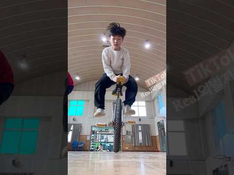 Jump  Ok~ Let’s go #외발자전거 #unicycle #틱톡Real외발자전거채널