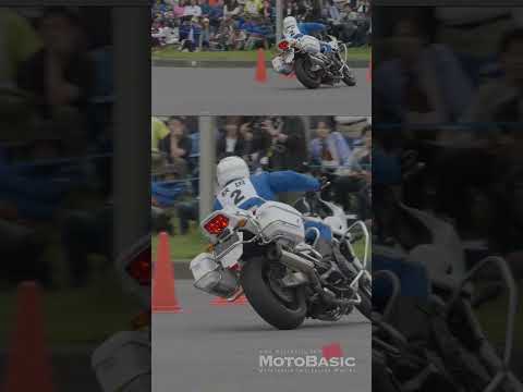 フルスロットル&フルブレーキング！秋田県警・男性白バイ隊員 ～全国白バイ安全運転競技大会2025 The amazing Japanese police motorcycle officers