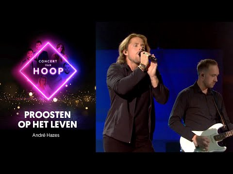 "Vier het leven, ook nu! André Hazes Jr. zong 'Proosten op het leven' tijdens het Concert van hoop, live in Ahoy.