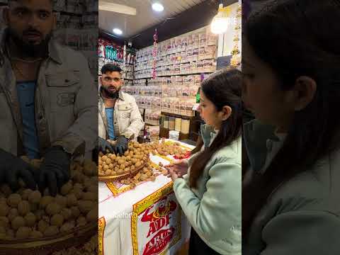 Arun Dryfruit Ka Pakad Liya Nakli Akhrot Ka Scam.