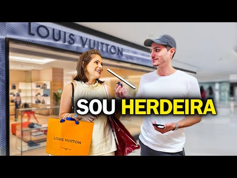 Perguntando o Salário de Clientes Da Louis Vuitton