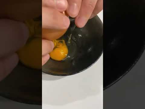 【衝撃】旦那が余り物で作った焼きそばが美味しすぎた #Shorts