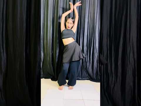 Tu pyaasa hai ♥️😘😅 #newsong #song #bollywood #payaldancer #nehakakkar #neha #tonykakarnewsong