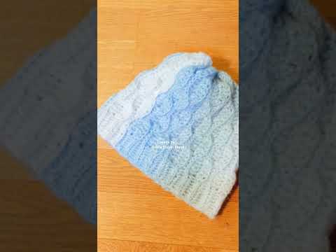 グラデなみなみニットキャップ　#crochet #handmade #knitting#diy #キャンドゥ #knityarn #charlotte #ニット帽　　　#ニットキャップ#knitcap