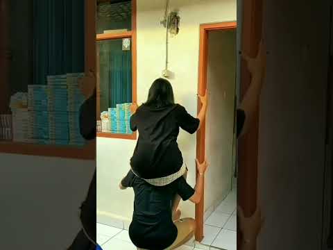 waduh🤣🤣🤣ada yg anehh#mau ketawa takut dosa #funny vidio lucu bikin ngakak#funny komedy short #lucu