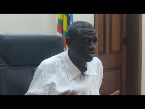 ADAM MULWANA NAMUSISINKANA MU 2010, DR BESIGYE AYOGEDDE