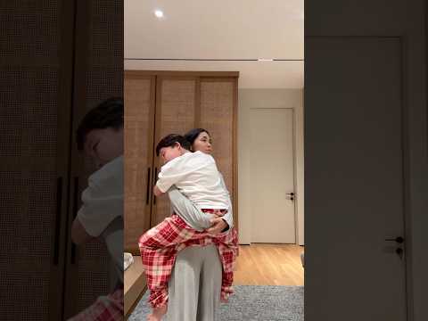 Последний раз поднял на ручки 🥹