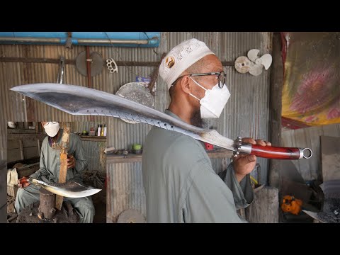 SWORD MAKING / HOW TO MAKE A CHINESE STYLE SWORD FROM SCRAP METAL