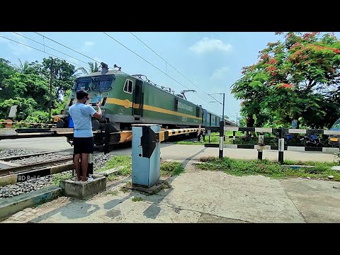 Furious speedy 15643/Puri - Kamakhya Express Train powered by TKDE/WAG-9HC/32227 locomotive