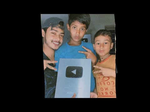 Silver play button unboxing 😇🙃