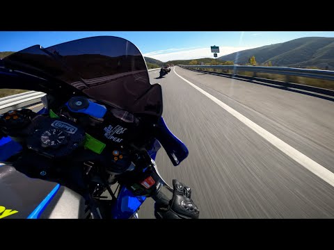 Yamaha R1 VS Highway 18 (Uncut)