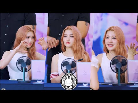 [4K] 250622 하츠투하츠 에이나 직캠 '팬사인회 리액션' Hearts2Hearts(A-na) Fancam @영등포 타임스퀘어 팬사인회  By 벤뎅이