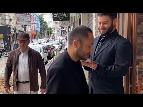 😱 Este senhor foi barrado no restaurante, e o que acontece surpreende a todos 🍽️💔