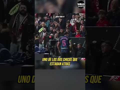 LUCAS OCAMPOS ACOS4D@ en PLENO PARTIDO por un HINCHA