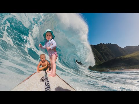 The babies went to Banzai Pipeline! [North Shore VLOG]