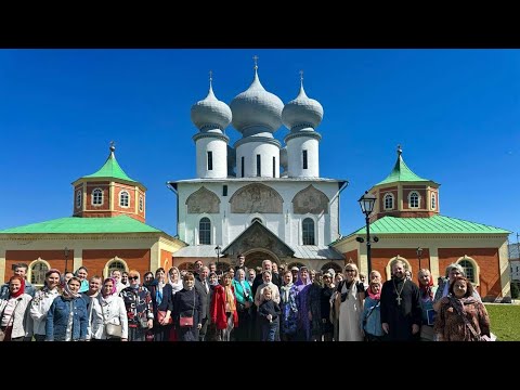 В гости к заступнице земли русской. Паломническая поездка в Тихвинский монастырь