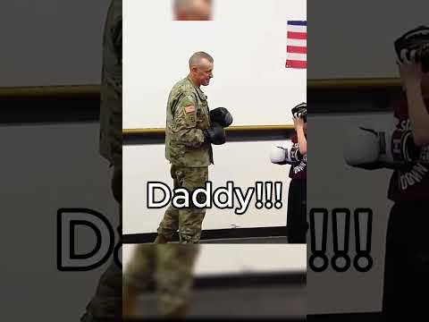 The most emotional reunions ❤️🥰 surprise 😘 #usaus #respect #reunion  #army #homecoming #solider