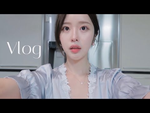 VLOG. 결혼기념일 1주년ㅣ스와니예ㅣ첫 입술문신ㅣ빼빼로데이ㅣ매일 야식 만들어먹는 신혼부부 일상ㅣ탄탄멘ㅣ가을과 겨울사이