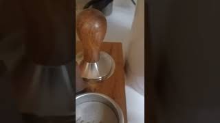 cheap trick gaggia classic pro portafilter + df83. grinding into basket. cheap AND " janky ".