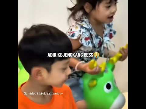 Kejengkang Core Best ๐ญ๐คฃ Adikkk maaf aku ketawa kamu lucu banget ๐#ritsuki #natsuki #uenofamilyjapan