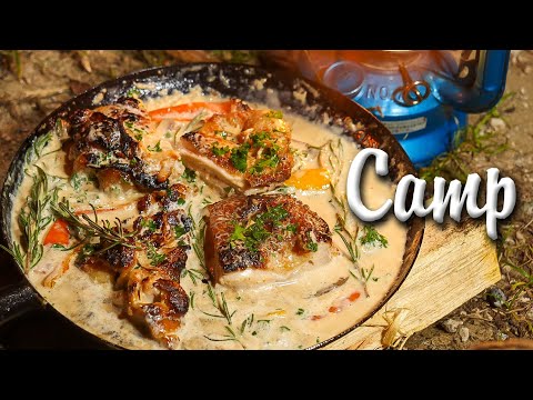 クリームとガーリックのソースがチキンを旨くするキャンプ飯