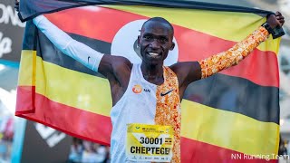 Joshua Cheptegei beats the world record (26:38) in the farewell of the 10km Valencia 2019
