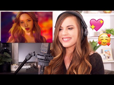 TWICE "I CAN'T STOP ME" M/V - SINGER REACTION