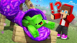 JJ and Mikey vs GIANT PORTAL SLIDE ?! Challenge - ( Maizen )