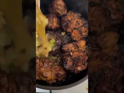 #JasonDeruloTV // Dominican Oxtail @literally.starving #GladUCame