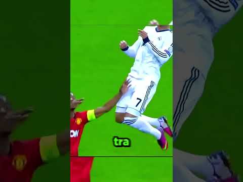 Ronaldo chính là robot 😱: #cr7 #ronaldo #facts #football #bongda24h