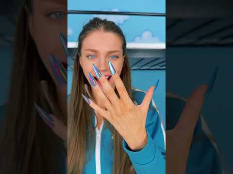Long Nails in SQUID GAME ๐
๐ป #shorts