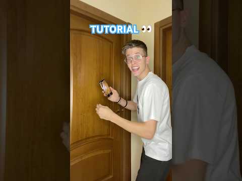 TUTORIAL Teleport door #TREND 👀result?😂 #trend #magic #tutorial #backstage #creative #lol #shorts