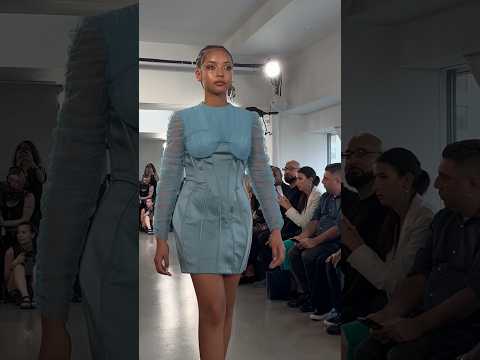 Wow #nycmodel #runwaymodel #modeling #nyfw