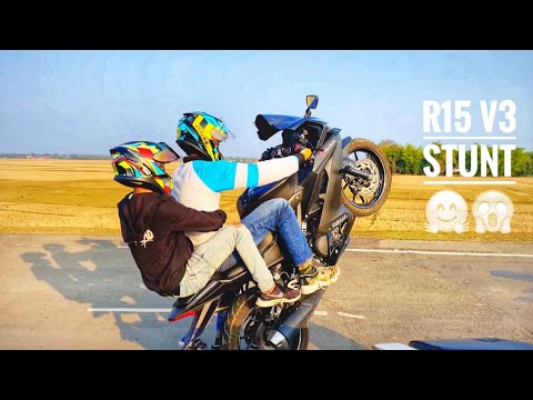 R15 V3 Stunt || Scooty Stunt || 🤗😱