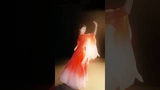 【流芳】🌸“哪怕是无名女子，工匠商贾，只要她能够济弱扶倾，安民报国，便不负华年，当称国色！” #国色芳华 #古典舞 #中国舞 #chinesedance#flourishedpeony#shorts
