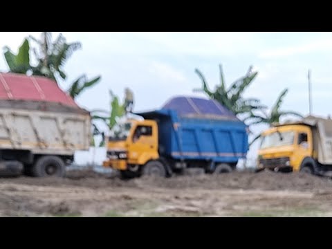 is liveAmazing Video! Volvo Excavator Loading in Truck by Experience Operator - Dozer .