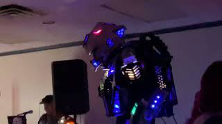 Big ahh robot in my cousin moms party☠️