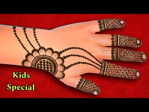 Hand henna hi-res stock photography and images - Alamy