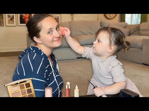 LETTING BRIELLE DO MY MAKEUP!! (2 Years Old)