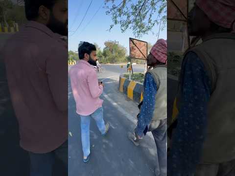 Paisa kya kya kaam krne pe majboor kar deta hai😢