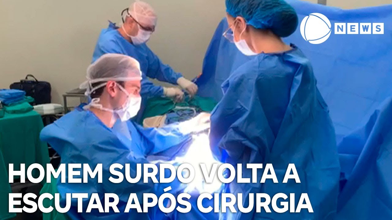 Homem surdo volta a escutar após cirurgia inédita
