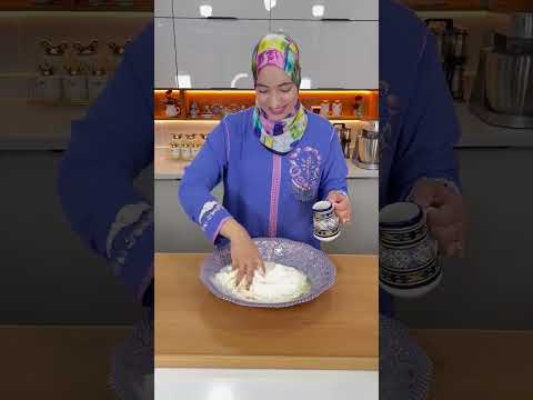 بسطيلات بلا ورقة بعجينة لمسمن السحرية.