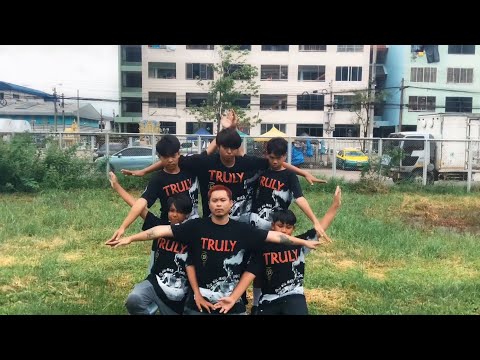 เเด่..คนรักฟุตบอล ทุกท่านครับ🙏🏻🥰❤️‍🔥 ปล.เสื้อยังมีอยู่นะครับ🙏🏻