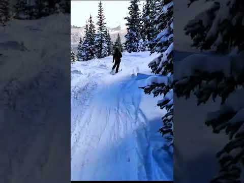 Here is a clip of me Skiing! ⛷️