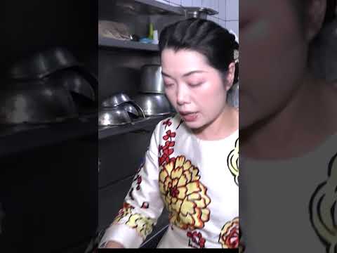 EL ADEREZO EN UNA BOTELLA DE INSECTICIDA #casosreales #insalubre #PESADILLAENLACOCINA